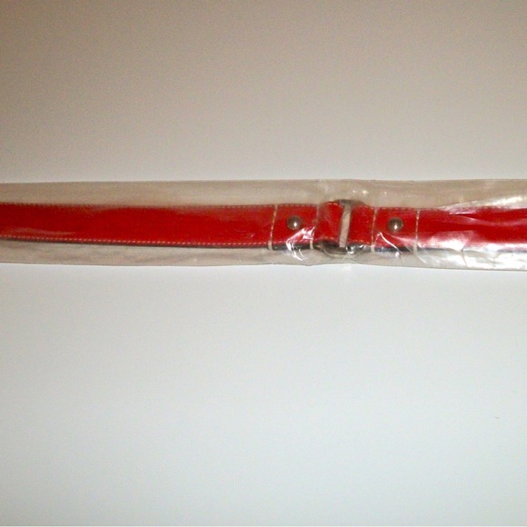 New in Package Coach Red Grommet Dog Leash size XL 22"-26” 61352 Below $350 - Picture 14 of 14